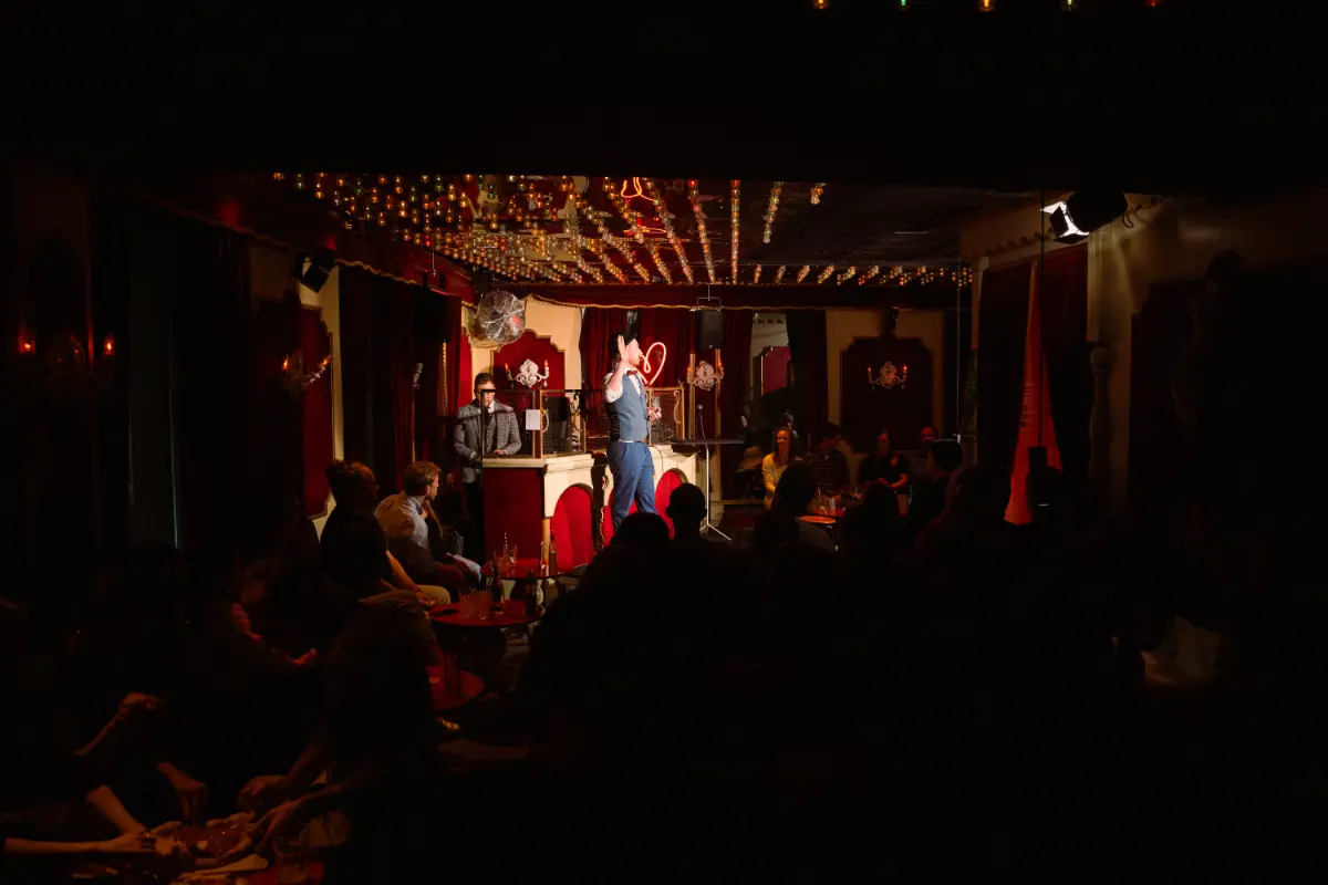 Stand-Up Magie